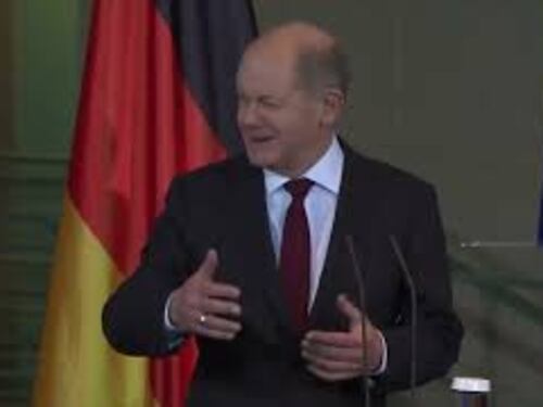Migranti, Scholz: "Osserviamo con interesse protocollo tra Italia e Albania"