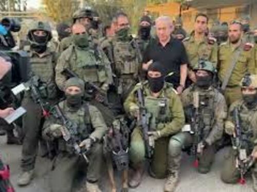 Netanyahu in mimetica fra le truppe: Siamo nella periferia di Gaza City