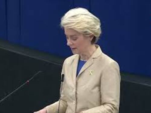 Von der Leyen: "Decimo pacchetto sanzioni per indebolire macchina guerra russa"
