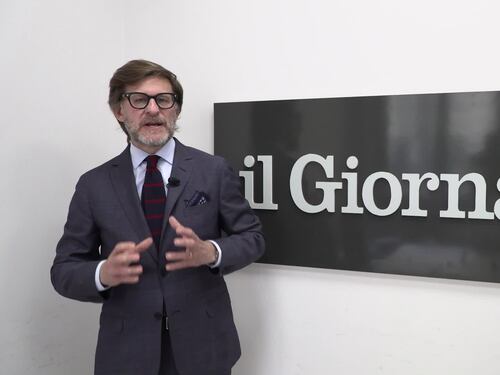 "Segnali in codice", la verità nascosta nella "finzione" della politica