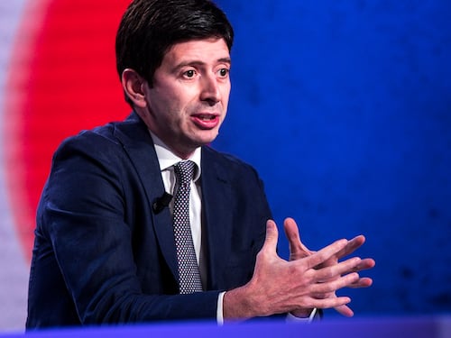 Basta con Speranza & Co: ora sul Covid ci vuole pragmatismo