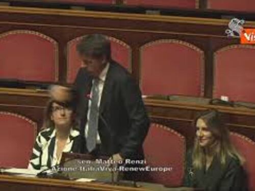 Renzi a Giorgetti: "Non tocchi la legge sul rientro dei cervelli, riguarda 2 mila persone"
