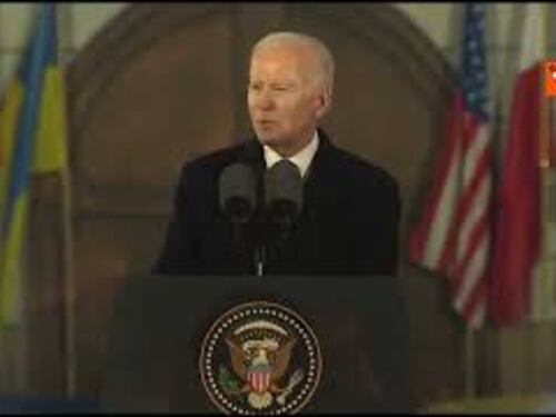 Biden: "Kiev è ancora forte e resiste"