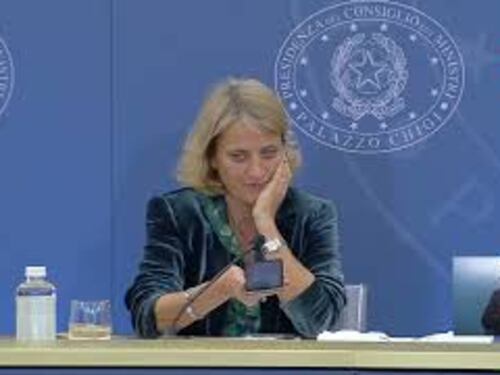 Shoah, Di Segni fa ascoltare canzone rap a Palazzo Chigi: "Linguaggio giovani contro indifferenza"