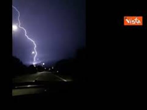 Maltempo in Veneto, i video dei nubifragi postati da Zaia