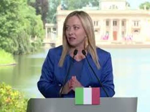 Meloni: "Non ci sono divisioni, Polonia e Italia vogliono fermare migranti illegali"