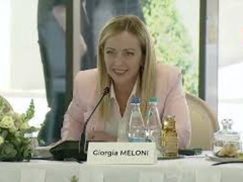 Meloni: "Ucraina difende nostra sicurezza e diritto internazionale"