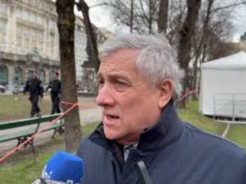 Tajani: "Ho chiarito con Weber, nessuna rottura con Ppe"