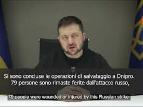 Zelensky: "A Dnipro 45 morti tra cui un bambino di 11 mesi"
