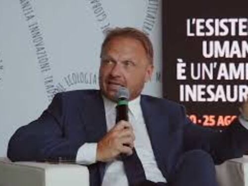 Lollobrigida: "In Italia spesso i poveri mangiano meglio dei ricchi"