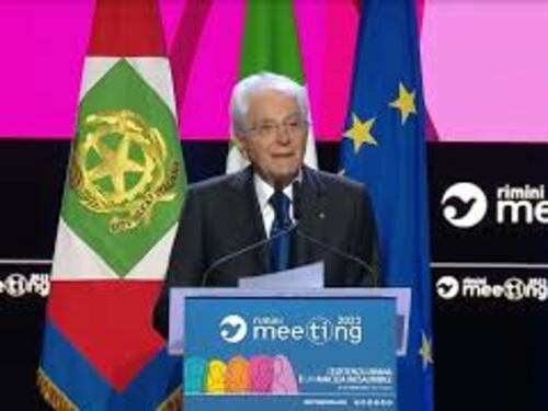 Mattarella: "La nostra Costituzione nasce per espellere l'odio"