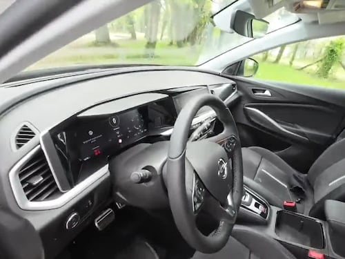 Opel Grandland Gse, le nostre pillole: guarda il video