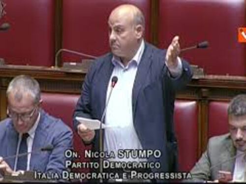 Commissione Covid, Stumpo (Pd): "indagare su gestione equivale a guardare dal buco della serratura"