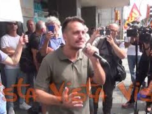 Presidio a Napoli contro l'abolizione del reddito di cittadinanza , le immagini