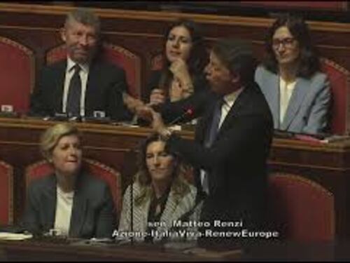 Pnrr, Renzi: "Soldi per stadio Firenze assist a euroscettici e autogol per Italia"