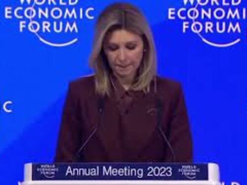 Zelenska a Davos: "Guerra si estenderà se aggressore non perde"