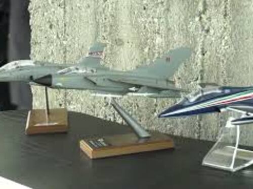 Frecce Tricolori su palazzi Regione Lombardia, Fontana: Grazie Aeronautica, ci ha regalato emozioni