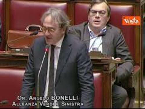 Carne sintetica, Bonelli (Avs): "Divieto è decisione politica, non volete tutelare salute"