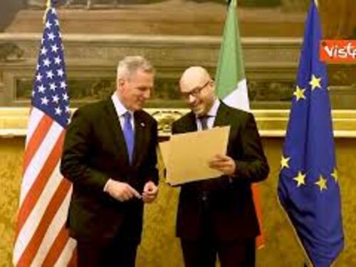 Fontana riceve lo speaker della Camera Usa McCarthy a Montecitorio