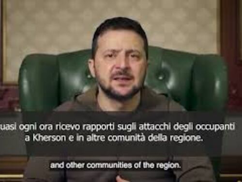 Zelensky: "Attacchi su Kherson quasi ogni ora"