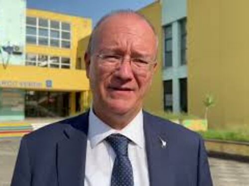 Valditara: "Con Agenda Sud interveniamo su duemila scuole del Mezzogiorno, iniziando da Caivano"