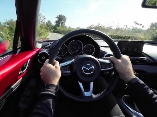 Mazda MX-5 2023, il video in pillole della piccola sportiva giapponese