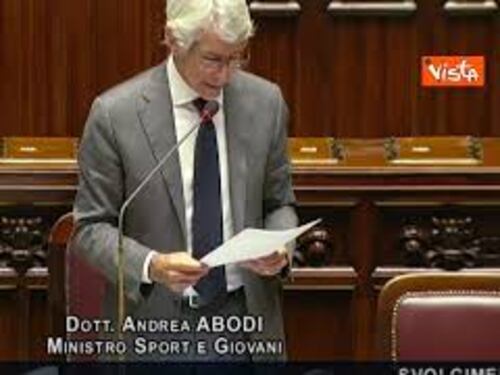 Mondiali, Abodi: "Costante attenzione Governo a diritti lavoratori in Qatar"