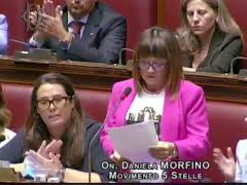 Violenza su donne, Morfino (M5s) in lacrime in Aula: "Conosco bene questo dramma, l'ho vissuto"