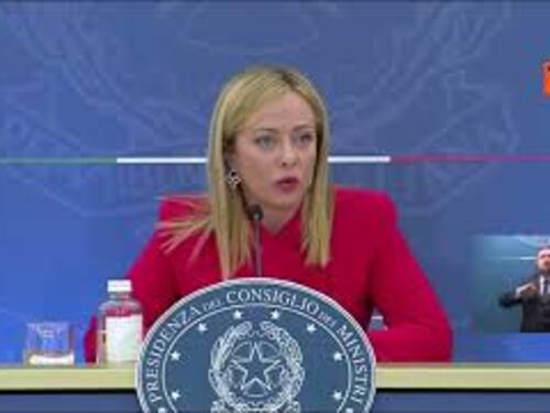 Manovra, Meloni: "Un mese congedo parentale a 80% stipendio"