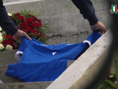 Gli Azzurri omaggiano i caduti italiani della Prima guerra mondiale