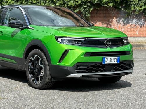 Opel Mokka-e 2024: guarda il video in pillole dell'aggiornamento, con più autonomia