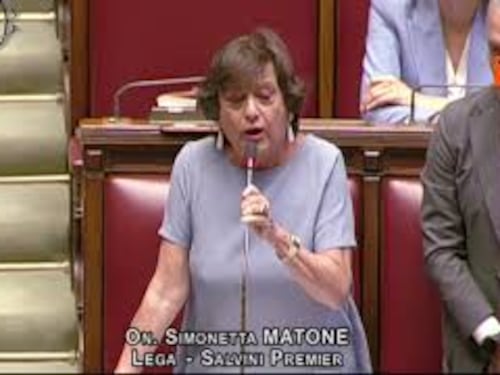 Dl Carceri, dem Lacarra rifiuta firma Matone (Lega) su odg per minori, è bagarre alla Camera