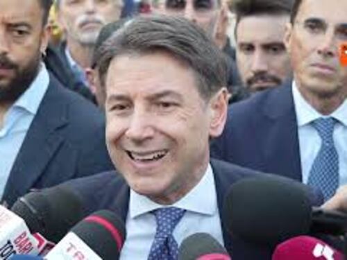 Conte a Bari: "Non ci sono più le condizioni per le primarie, sosterremo Laforgia"