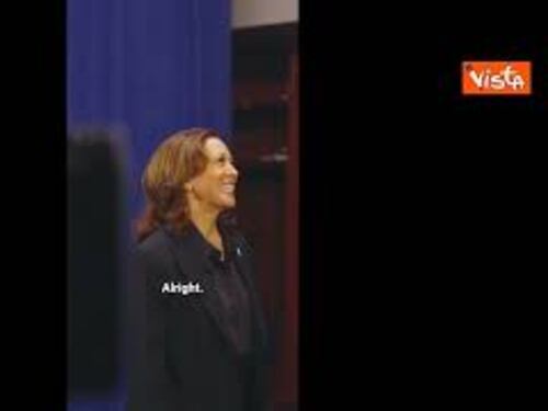 Kamla Harris incontra Magic Johnson, il campione: Farò la mia parte per sostenerti