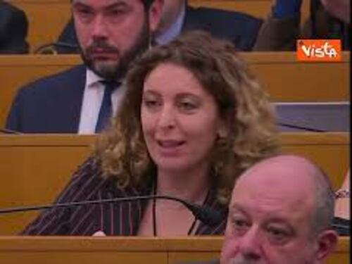 Meloni: "Non accetto lezioni di morale da M5s e sinistra"