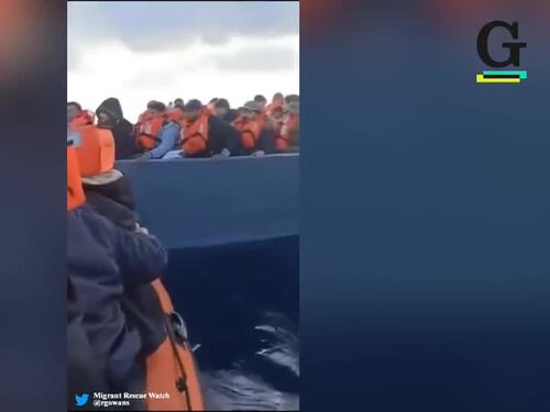 Migranti girano spot per promuovere i viaggi illegali verso l'Italia