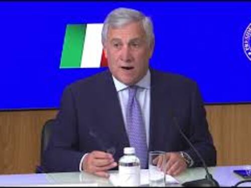 Dl Flussi, Tajani: "Apre a migrazione regolare, rigore su quella illegale"