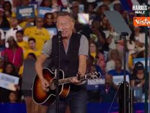 Bruce Springsteen si esibisce sul palco di Kamala Harris ad Atlanta