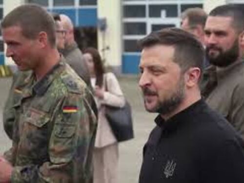 Zelensky visita base in Germania dove vengono addestrati militari ucraini