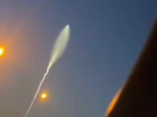 Il boato e la scia luminosa in cielo: la Russia ha testato un missile balistico intercontinentale