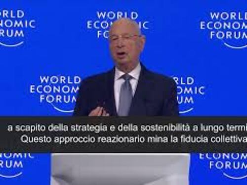 Klaus Schwab apre il Wef di Davos: "Ricostruire la fiducia nel futuro"