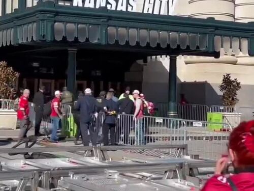 Kansas City, il video dei momenti dopo la sparatoria