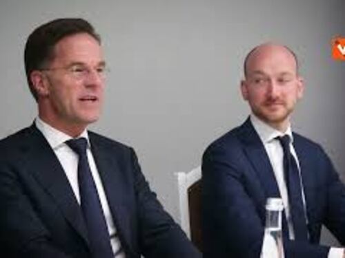 Zelensky e Rutte firmano patto bilaterale sulla sicurezza