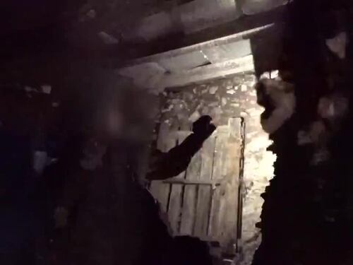 Le Idf mostrano tunnel e armi di Hezbollah vicine alle basi Unifil