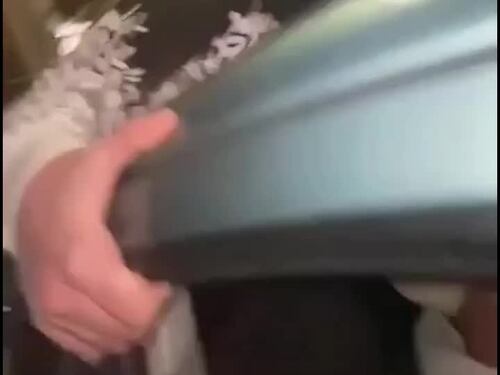 "Oh, non inchiodare": il video choc della challenge