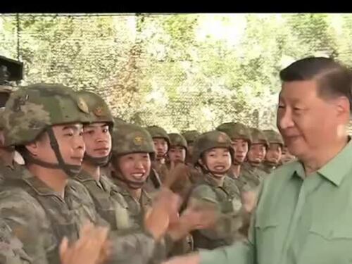L'ispezione di Xi alla brigata della Forza missilistica dell'esercito cinese
