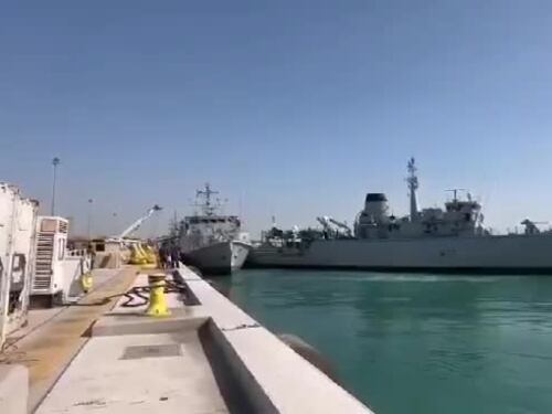 Scontro tra navi da guerra inglesi in Bahrein