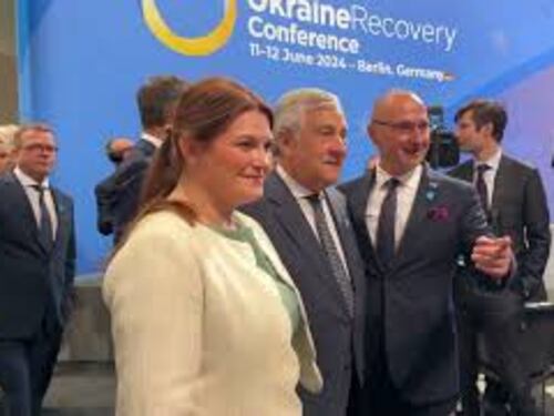 Zelensky a Berlino per la conferenza sulla ricostruzione dell'Ucraina