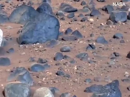 Le rocce blu di Marte: le incredibili immagini della Nasa