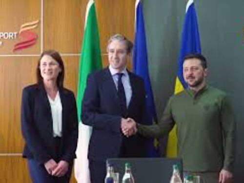 Zelensky in Irlanda ricevuto dal premier Simon Harris